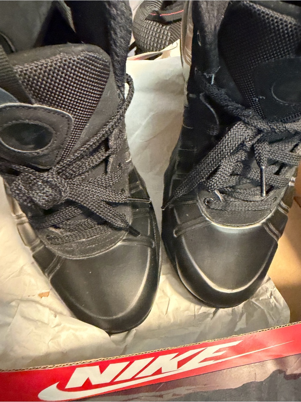 Nike Air Bakin Posite Black - Picture 5 of 7